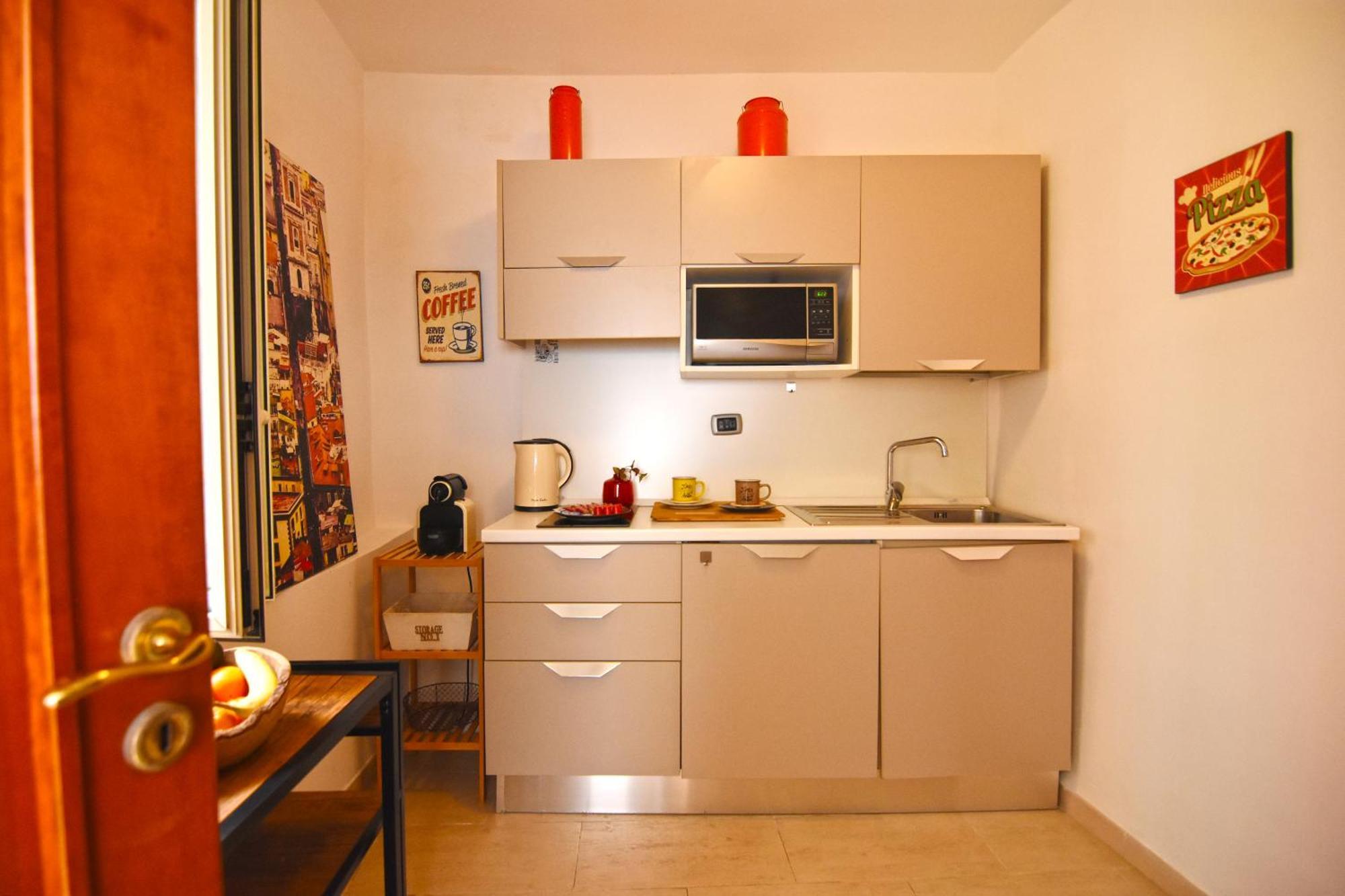 La Casa Di Apollo Apartment Наполи Екстериор снимка