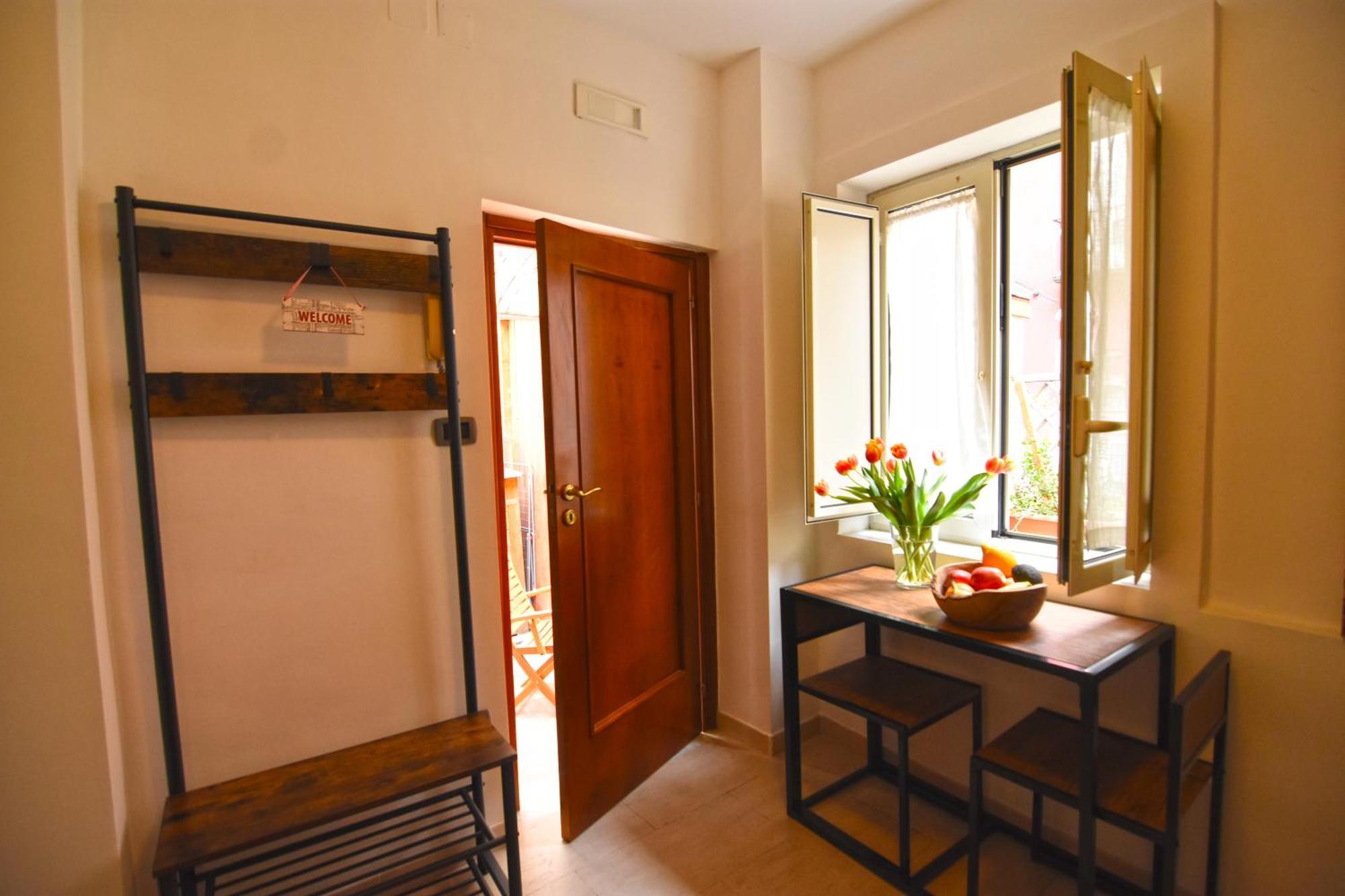 La Casa Di Apollo Apartment Наполи Екстериор снимка