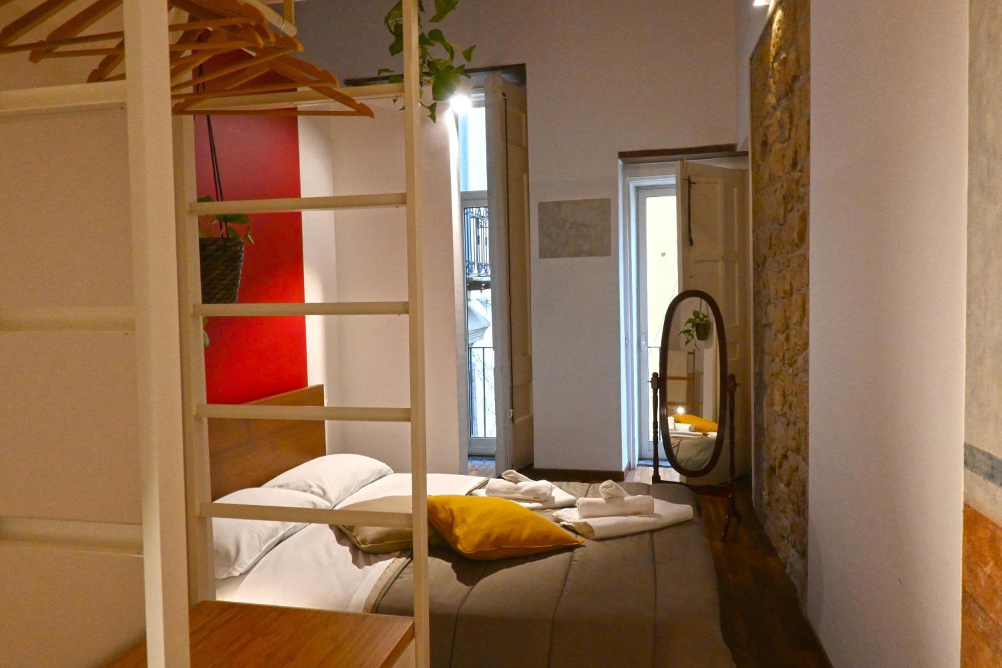 La Casa Di Apollo Apartment Наполи Екстериор снимка